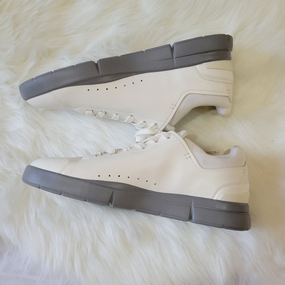 On Cloudtec Running Men's White and Gray Sneakers - Picture 13 of 16